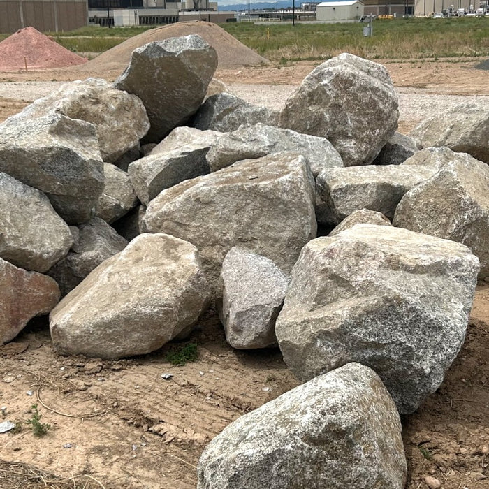 Outlaw Granite Boulders 3' (Average) (Sold per ton)